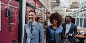 Novas Leis Trabalhistas: Impacto em Empregados e Empregadores no Brasil - Cover Image