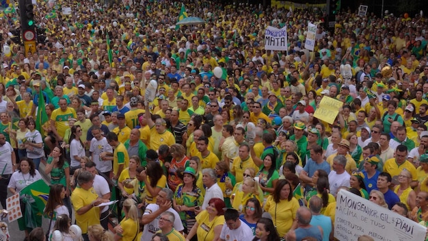 Por que o Brasil é o País do Futebol? Paixão e Recordes