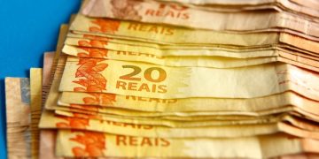 Reforma Tributária 2025: Impacto no Bolso do Consumidor Brasileiro - Cover Image